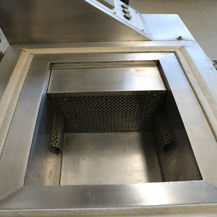 液氮深冷箱循环风机选型如何选择