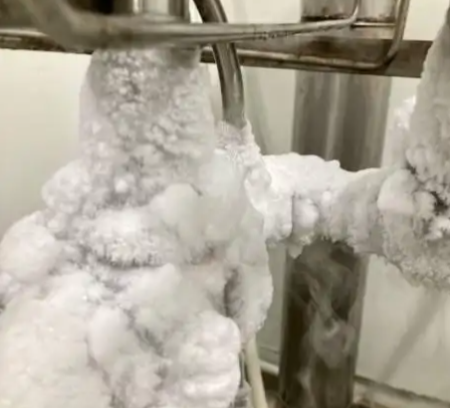 液氮深冷箱内结霜结冰严重，怎么处理