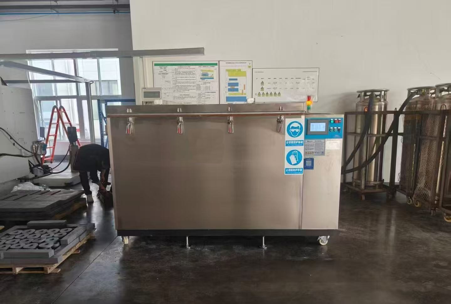硬质合金液氮深冷箱价格 硬质合金液氮深冷箱价格